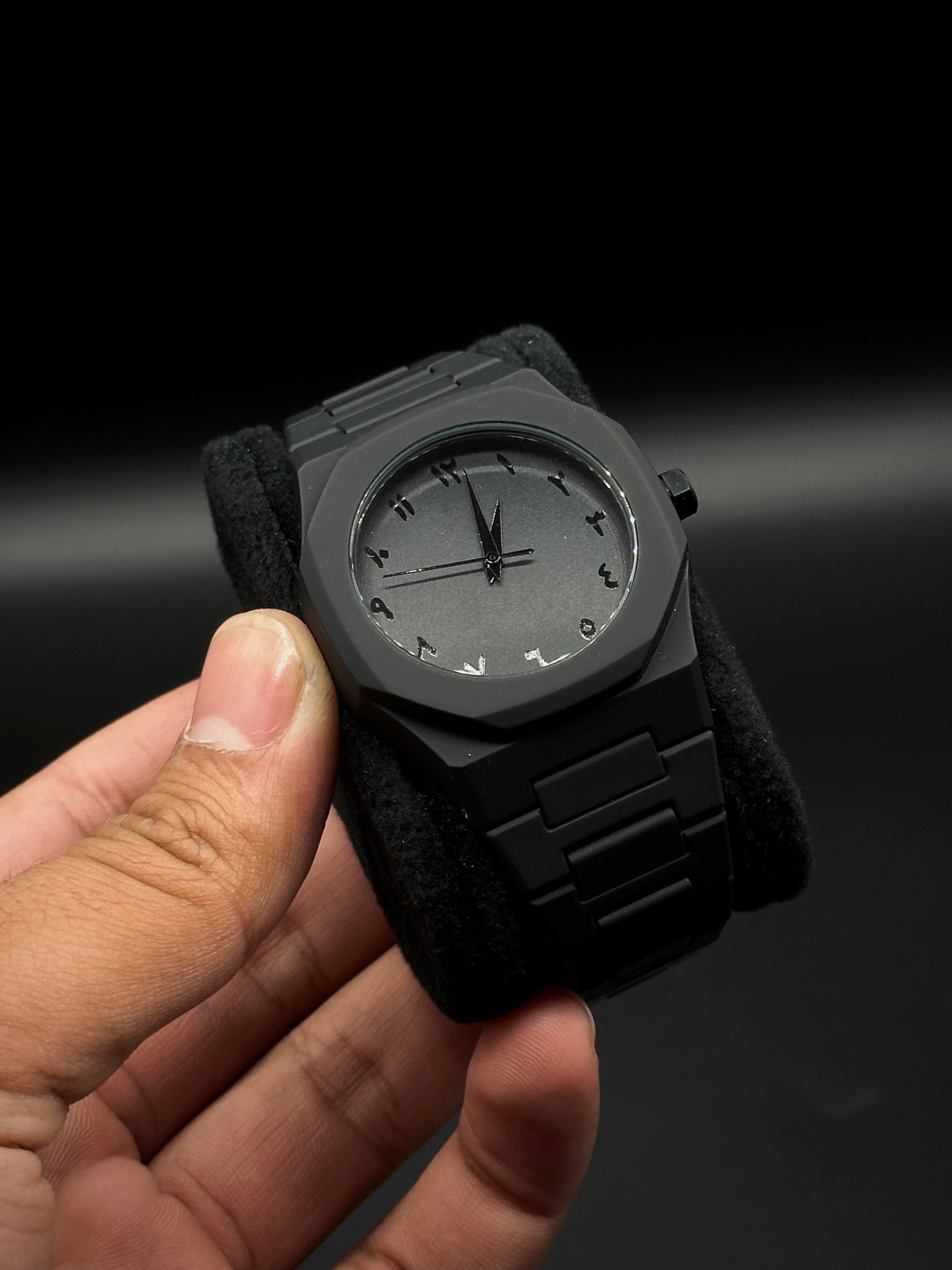 Arabic Aura Watch – The Ultimate Black Aesthetic